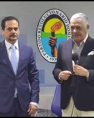 Miguel Vargas juramenta al senador Iván Silva en el PRD