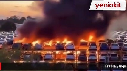 Protestocular sıfır otomobilleri ateşe verdi