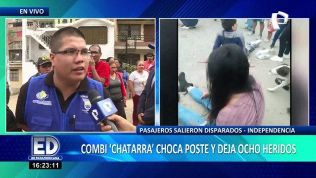 Combi “chatarra” choca con poste dejando 8 pasajeros heridos