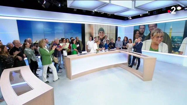 Laurent Delahousse rend hommage à Catherine Matausch sur France 2