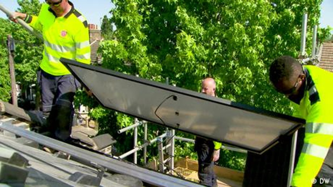 Londons erste Solarstraße geht ans Netz