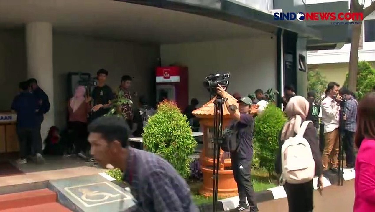 Kejagung Periksa Menpora Dito tentang Isi Dakwa...