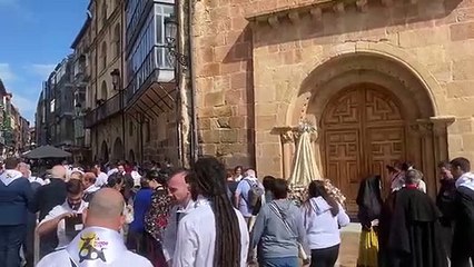 Preparativos de la procesión de las Bailas