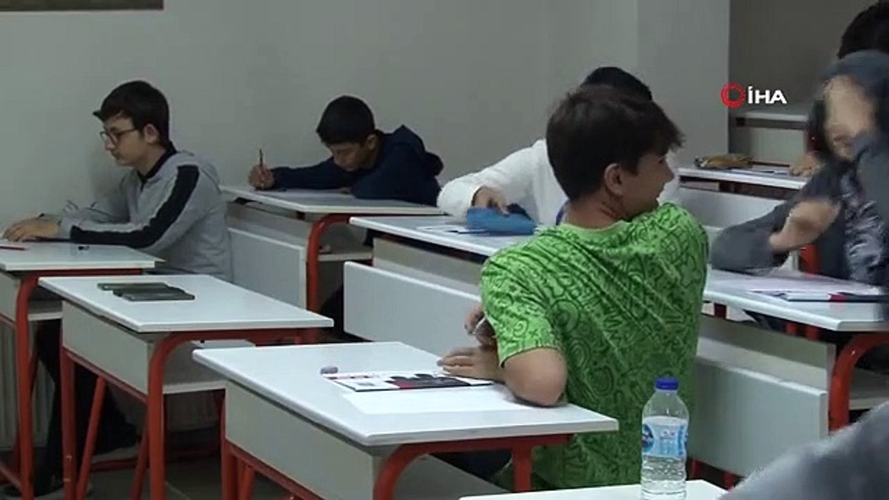 Tatile giren öğrencilere uzmanlardan günü üçe bölün tavsiyesi