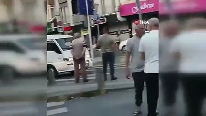 İstanbul’da araca silahlı saldırı: 20 yaşındaki genç hayatını kaybetti