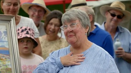 Antiques Roadshow: Charity shop painting revealed to be worth thousands