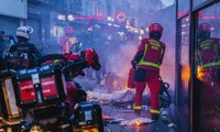 Muere un bombero que extinguía un incendio provocado por los disturbios en Francia