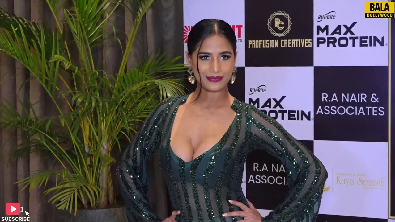 Poonam Pandey L00KS Super STUNNING In Green Plunging Neckline Outfit at Star Eminence Awards 2023