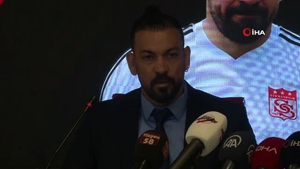 Servet Çetin a signé pour Sivasspor