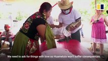 Sindaco messicano sposa una femmina di alligatore