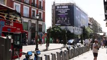 El PSOE denuncia en la JEC la nueva lona del odio instalada en Madrid