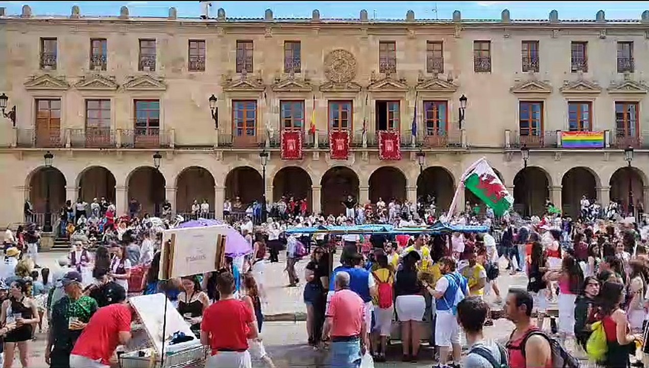 Bailas