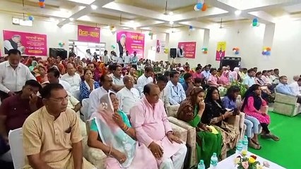 रुकमा से की बात, बच्चों के जाने हाल, पढ़ने के लिए किया प्रेरित