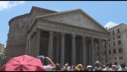 Biglietto per entrare al Pantheon, i turisti: "Un prezzo ragionevole"