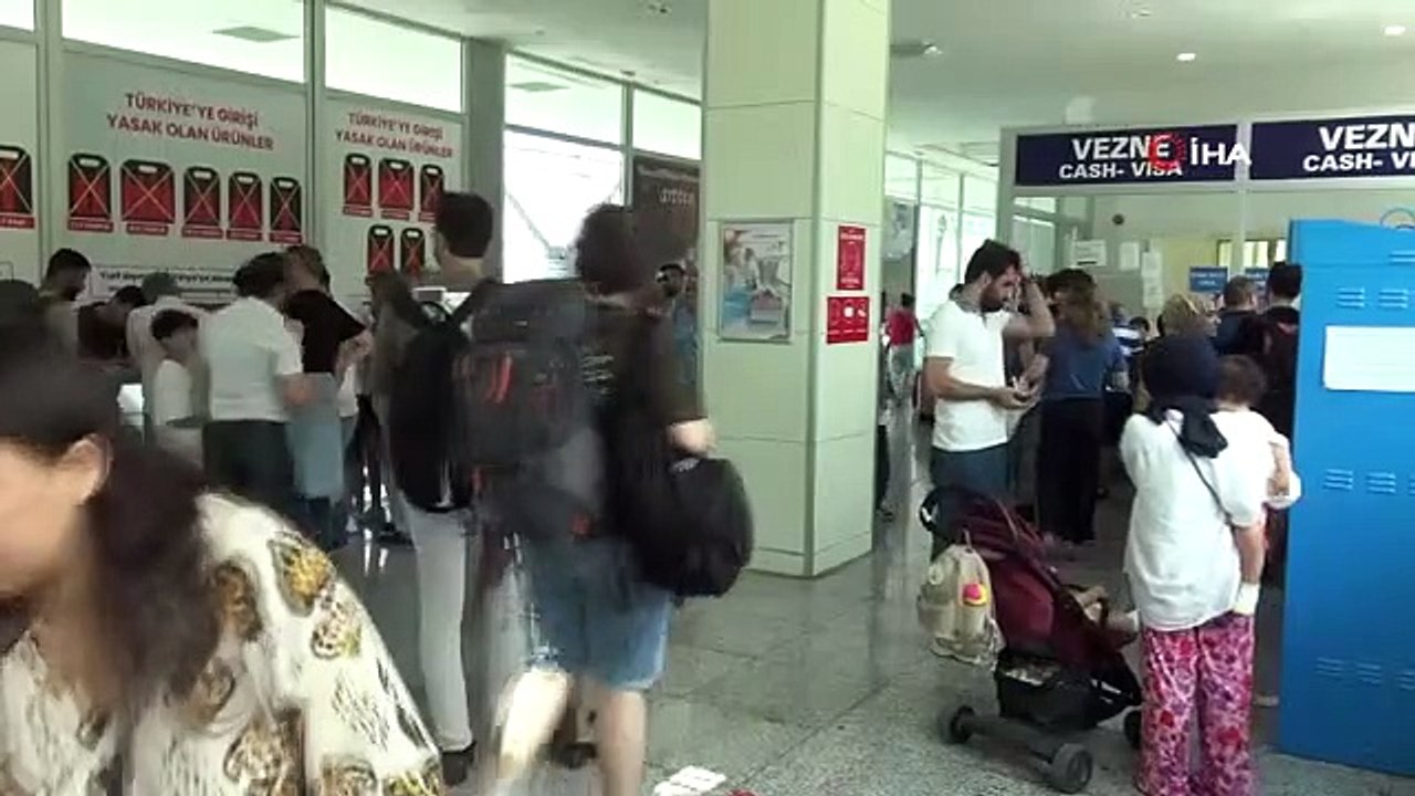 Croisement record à la porte frontière de Sarp