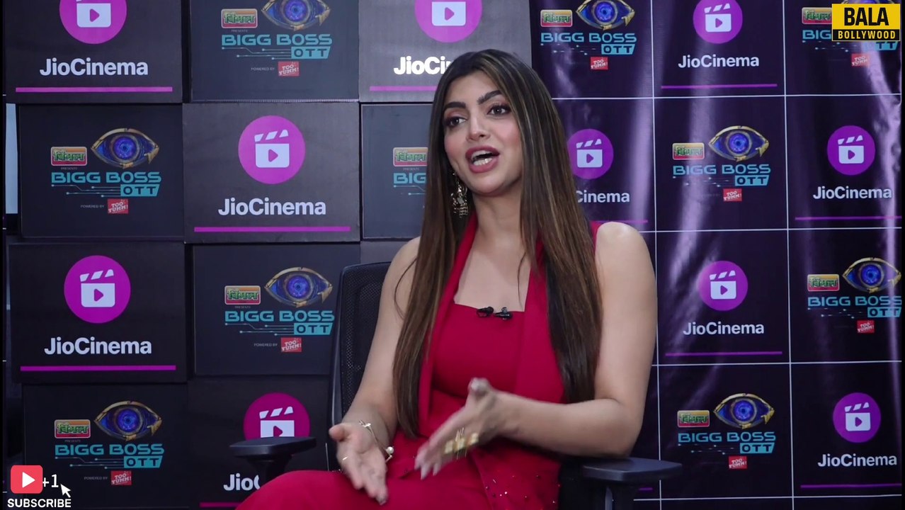 Akanksha Puri SURPRISE Reaction On Kiss Controversy, Most TRP Episode, Abhishek Malhan & Pooja Bhatt