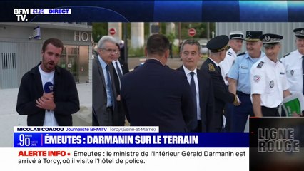 Скачать видео: Émeutes: Gérald Darmanin en visite au commissariat de Torcy, pris pour cible le soir de la mort de Nahel