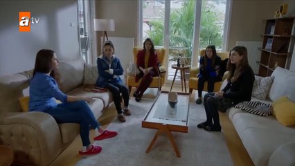 329-Huerfanas (Kirgin Cicekler), en español