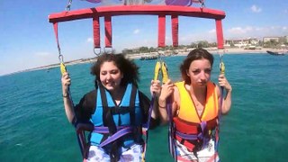 parasailing uçan komik kızlar #7