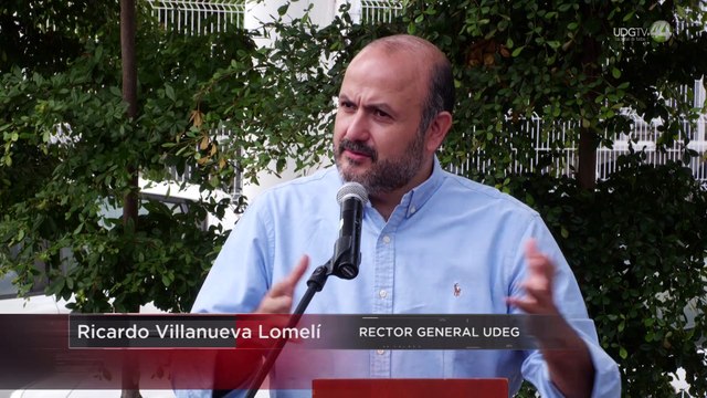 Para agilizar traslados, Rector de la UdeG entrega 12 vehículos a preparatorias regionales