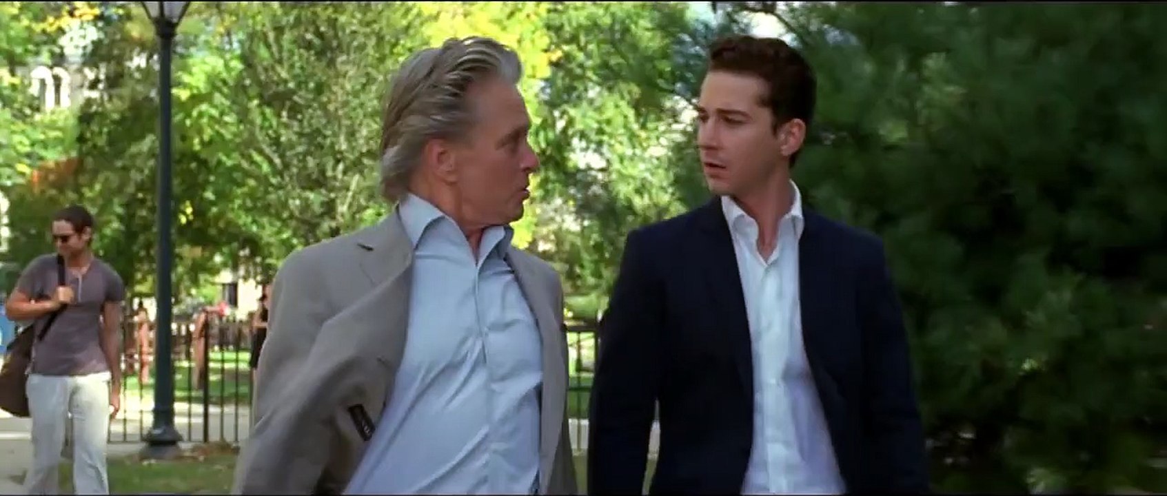 Wall Street : L'argent ne dort jamais Bande-annonce (FR)