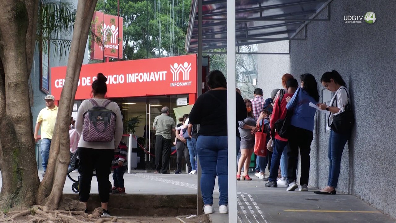 Cambia crédito Infonavit a pesos; le quedan nueve años por pagar