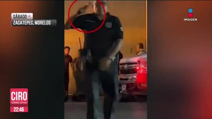 Policía municipal de Zacatepec amedrenta con arma a jóvenes