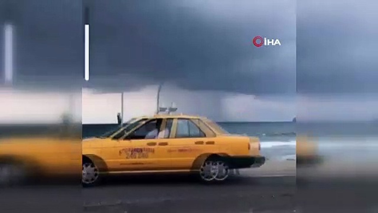 Kabus kamerada! Denizde dev su hortumu kamerada