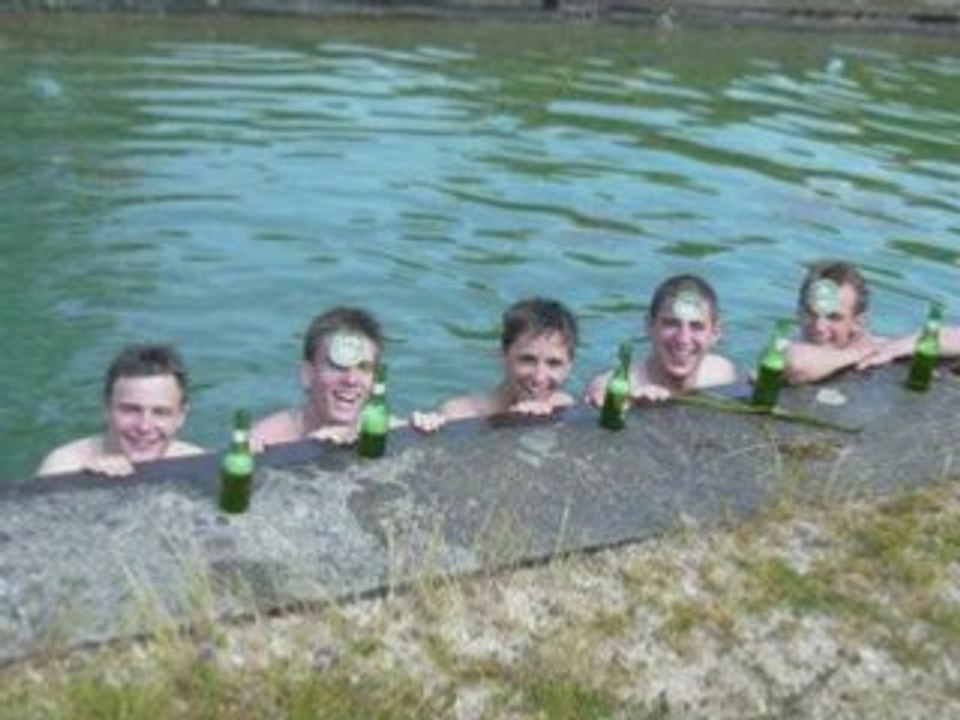 Amies amis soirées et chouilles