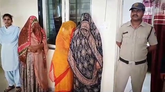 कपड़ा व्यापारी पर दुष्कर्म के आरोप मामले में हनीट्रेप गैंग का किया पर्दाफाश