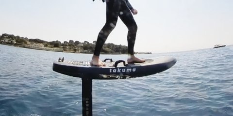 Découvrez l’Efoil : La planche électrique incontournable pour un été inoubliable 🌊