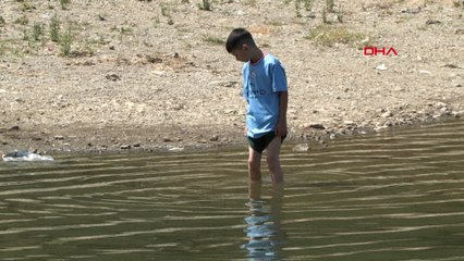 Yasağa rağmen ölümüne serinlediler