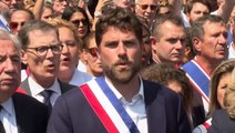 Hundreds march with French mayor whose house was attacked during riots