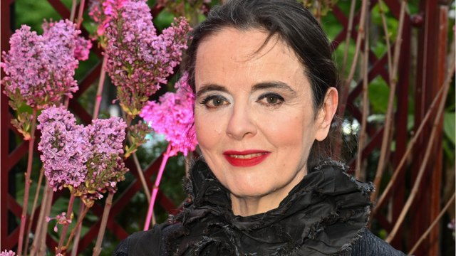 GALA VIDÉO - Amélie Nothomb : pourquoi elle n'a jamais eu d'enfant