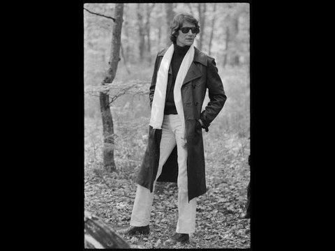 Portez un trench classique comme certaines célébrités emblématiques : conseils et photo