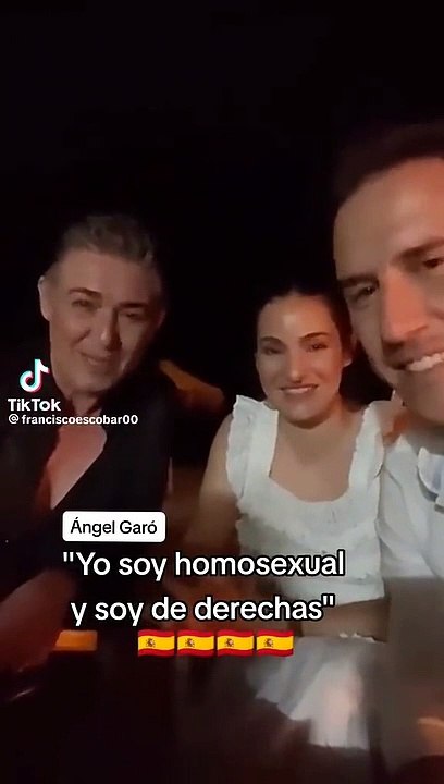 Ángel Garó caldea las redes tras decir que es "homosexual y de derechas": "Déjense de tanta mierda izquierdista"