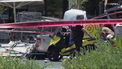 Legalább hét ember sérült meg egy gázolásos támadásban Tel-Avivban