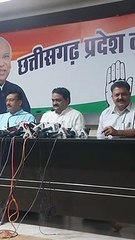 कांग्रेस मुख्यालय राजीव भवन में प्रेसवार्ता