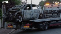 Francia in rivolta, auto contro la casa del sindaco di L'Hay-les-Rose