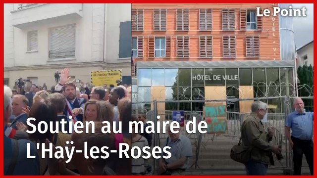 LPHD 2657 : L'Haÿ-les-Roses : rassemblement en soutien au maire