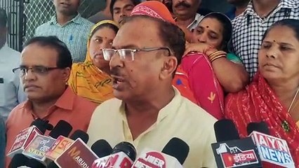 Ajmer... दफ्तर में बोर्ड पर लिखा- पंचशील, गणेश गुवाड़ी की पानी की समस्या का समाधान कराओ