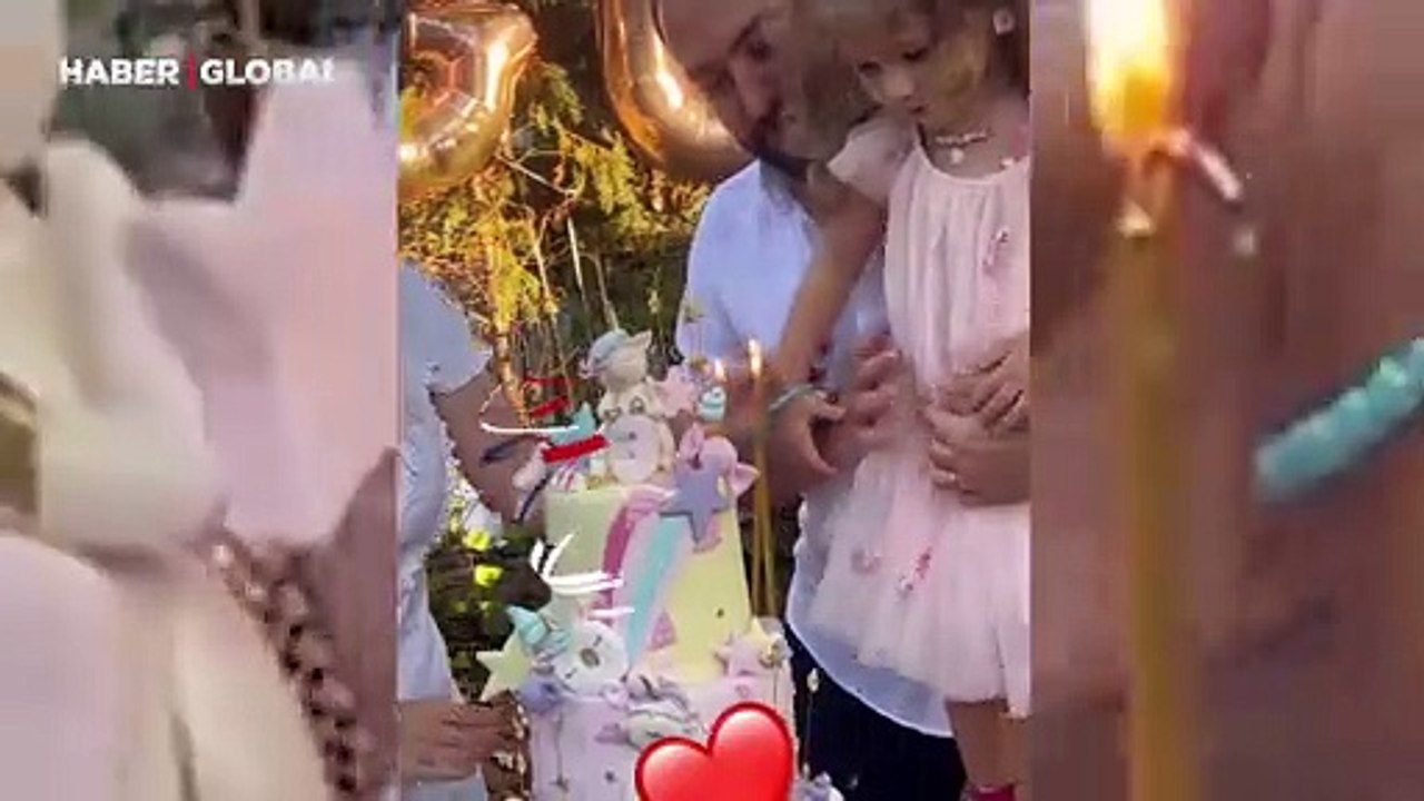 Acun Ilıcalı torunu Begüm'ün doğum gününü kutladı! Sevgilisi ile kızının videosu gündem oldu