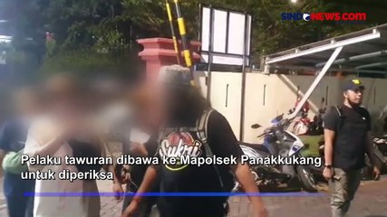 Tersinggung! 2 Kelompok Remaja Putri 'Adu Jotos' di Makassar