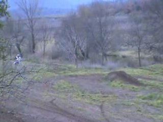 moi sur mon terrain de supercross en 450