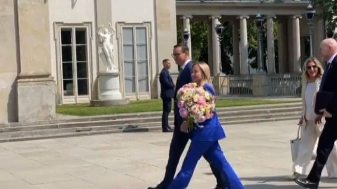 Meloni a Varsavia, incontro con Morawiecki e poi al vertice Ecr