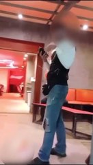 Confusão entre entregador e segurança de lanchonete quase termina em tragédia na Barra