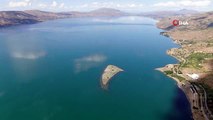 Les eaux ont monté, la ville engloutie est devenue invisible