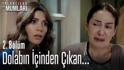 Dolabın içinden çıkan  - Yalancılar Ve Mumları