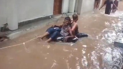 आगर मालवा: गलियां बनी नहर,बारिश सता रहा बाढ़ का डर,देखें Video