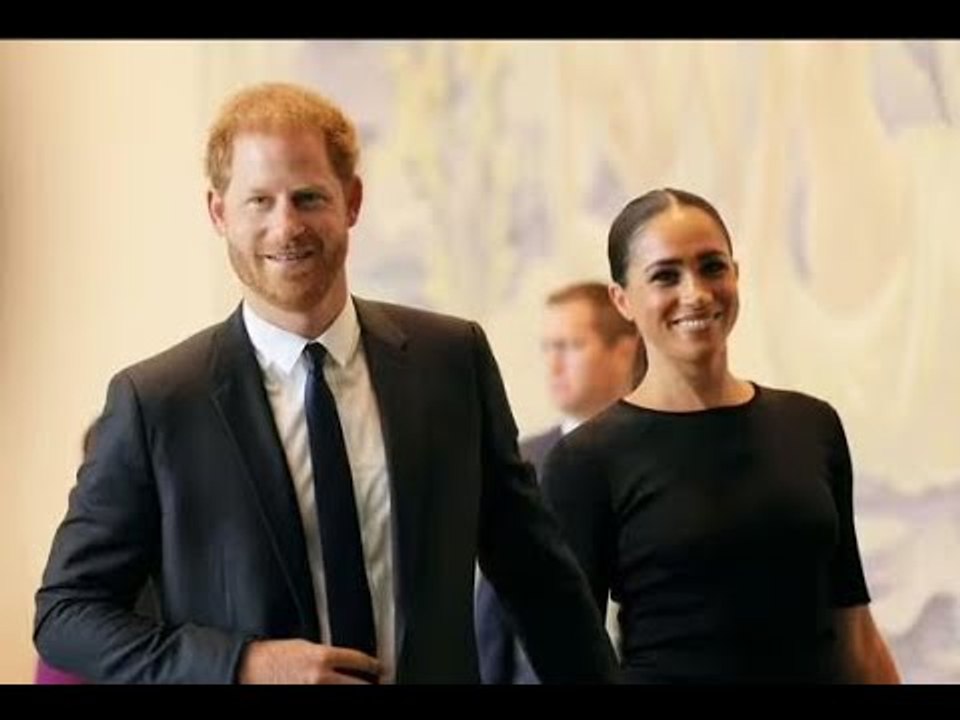 Harry e Meghan "si arruffano" su Netflix mentre la duchessa "pensa di poter dirigere Hollywood"